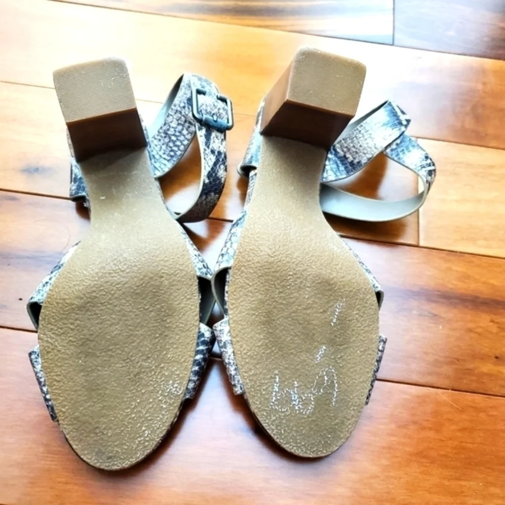 Crown Vintage snake skin Black And White Chunky sandals Size 7.5 - Picture 10 of 11